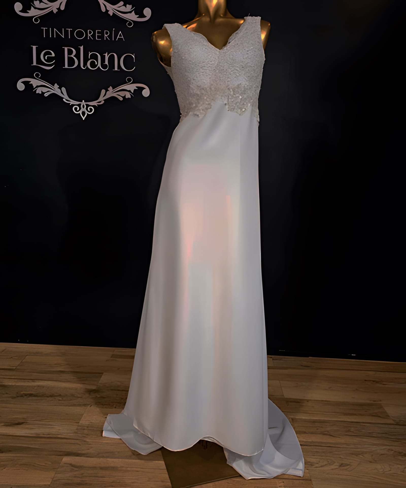Vestido Usado Javiera Diaz - 1835 - foto 3 de 6