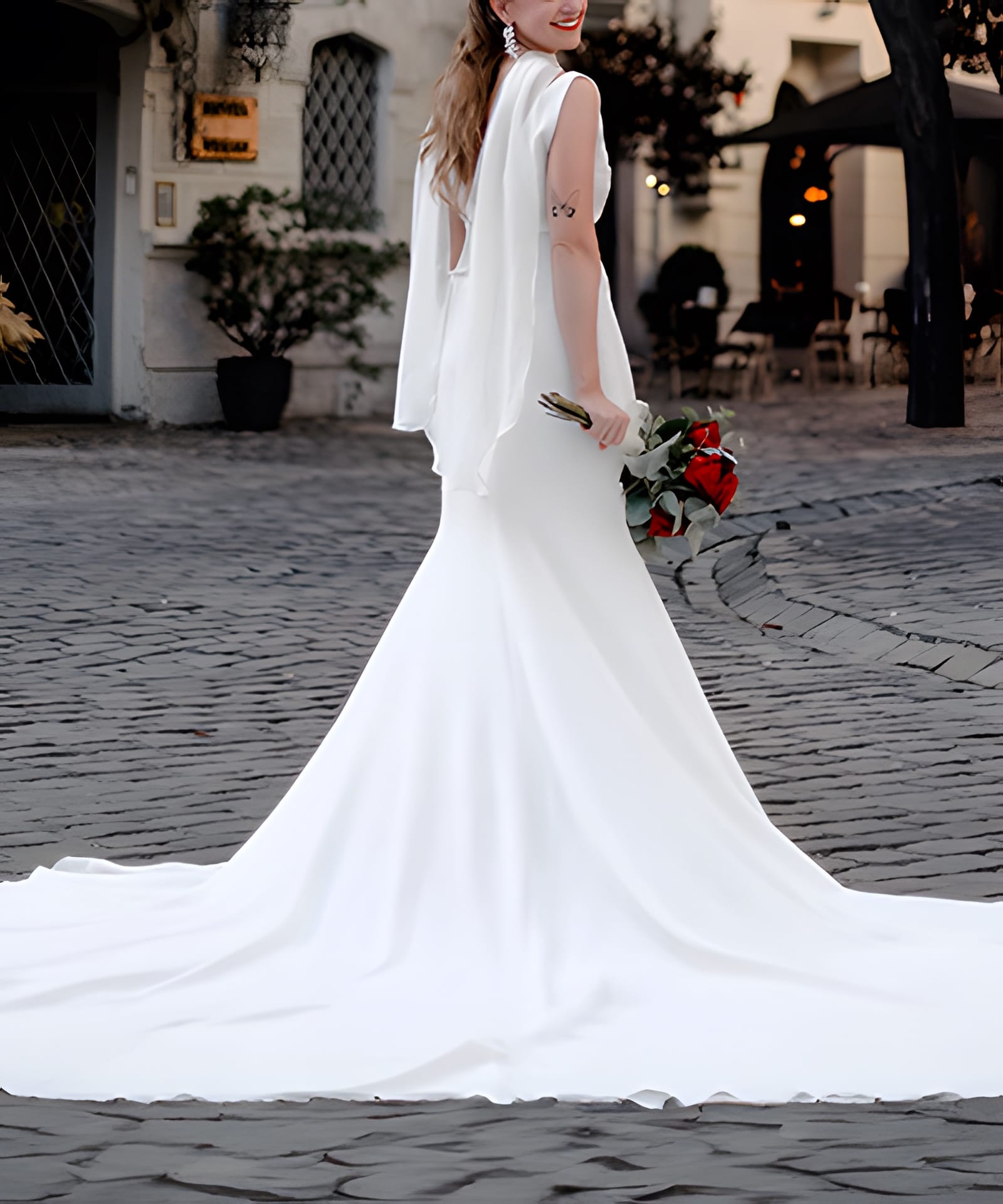Vestido Usado Pronovias - 2039 - foto 3 de 3