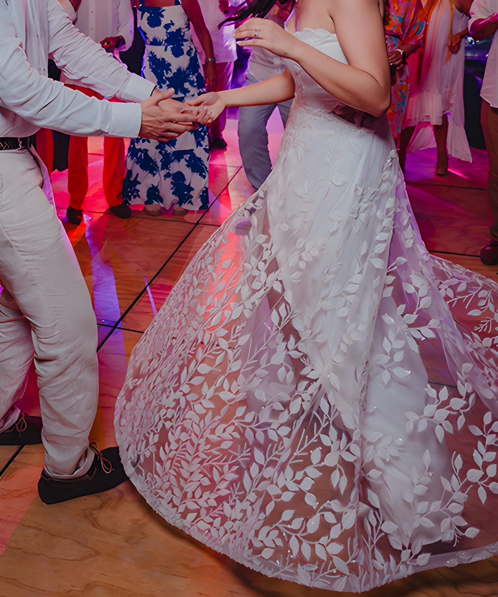 Vestido Usado Mlv Novias - 1982 - foto 4 de 7