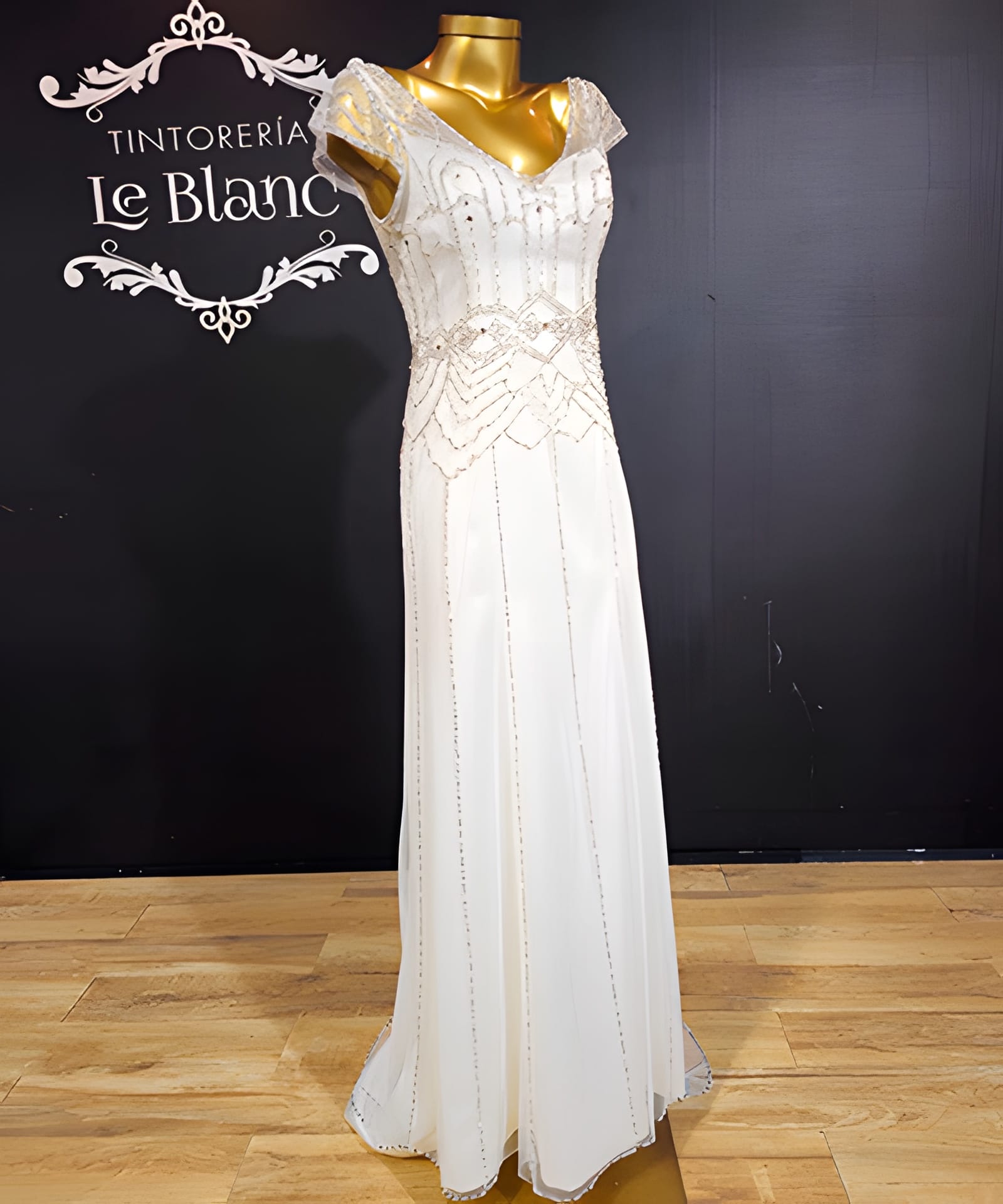 Vestido Usado Chocolate Amargo - 1927 - foto 6 de 6