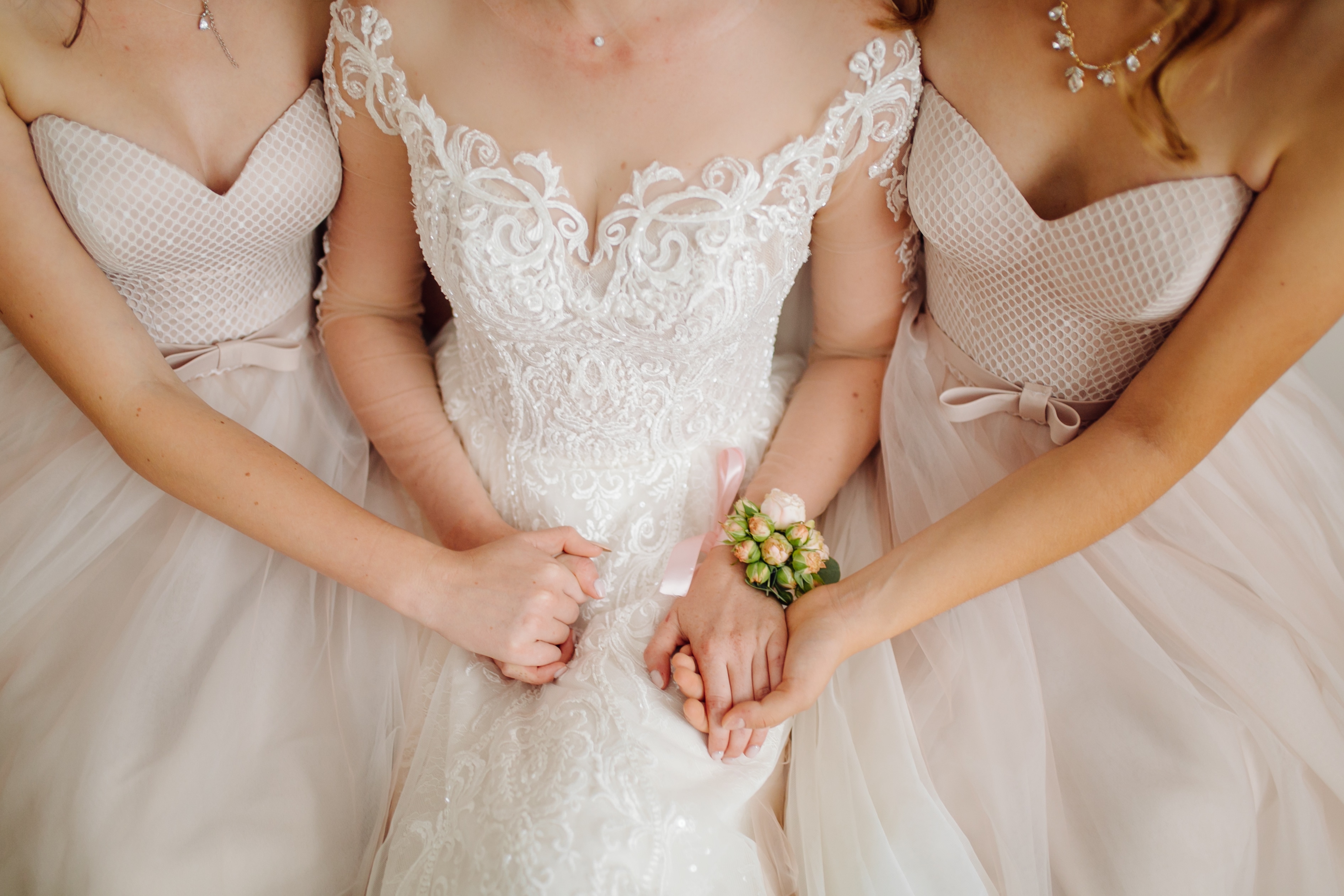 NOVIAS