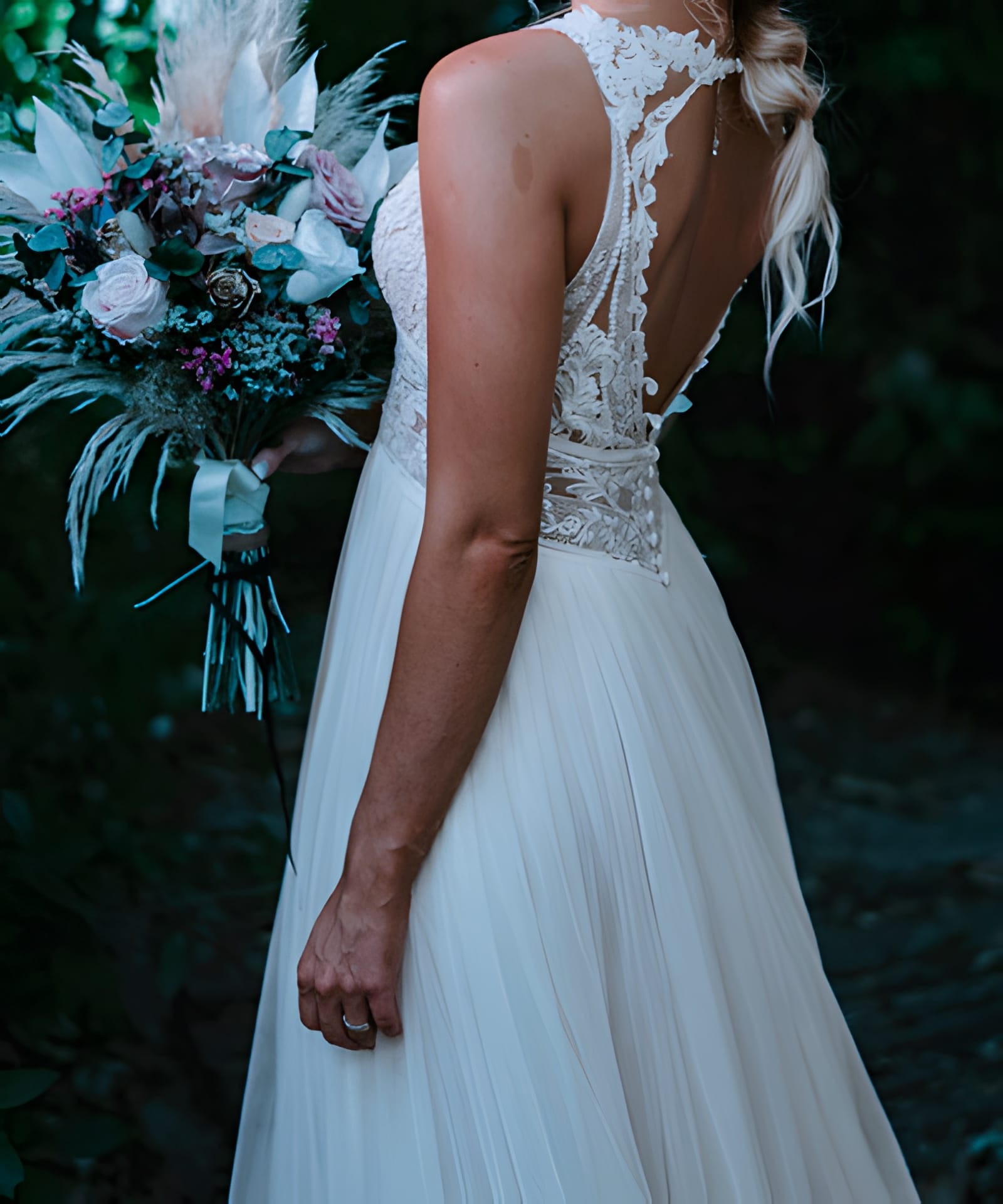 Vestido Usado Pronovias - 1842 - foto 1 de 8