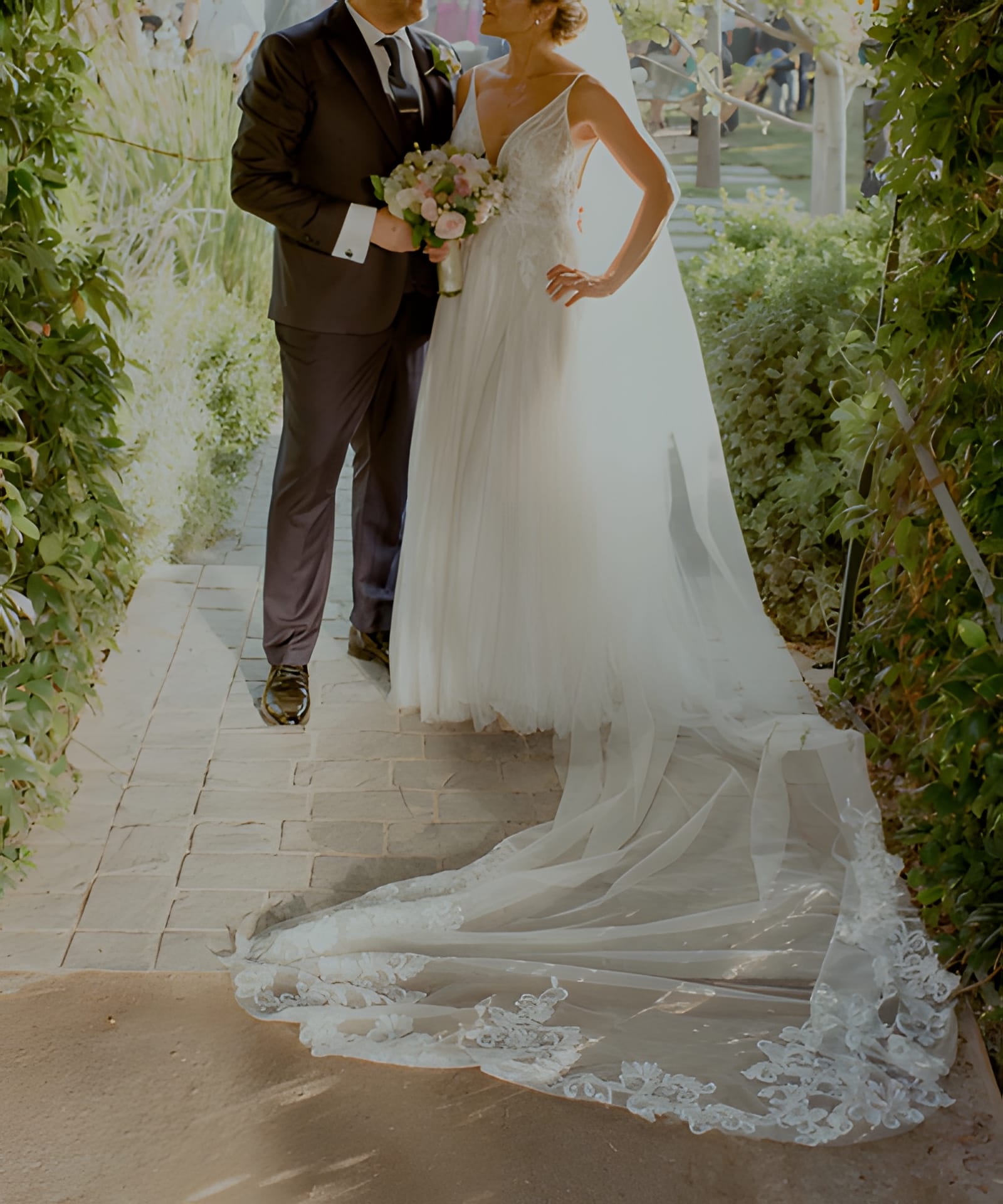 Vestido Usado Nevadas Novias - 1868 - foto 3 de 5