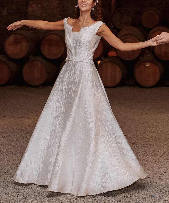 Vestido Usado MLV Novias - 2895 - foto 4 de 8