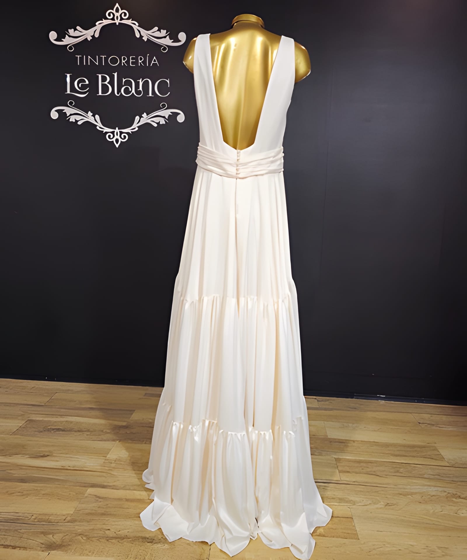 Vestido Usado Fernanda Parentini - 1880 - foto 4 de 5