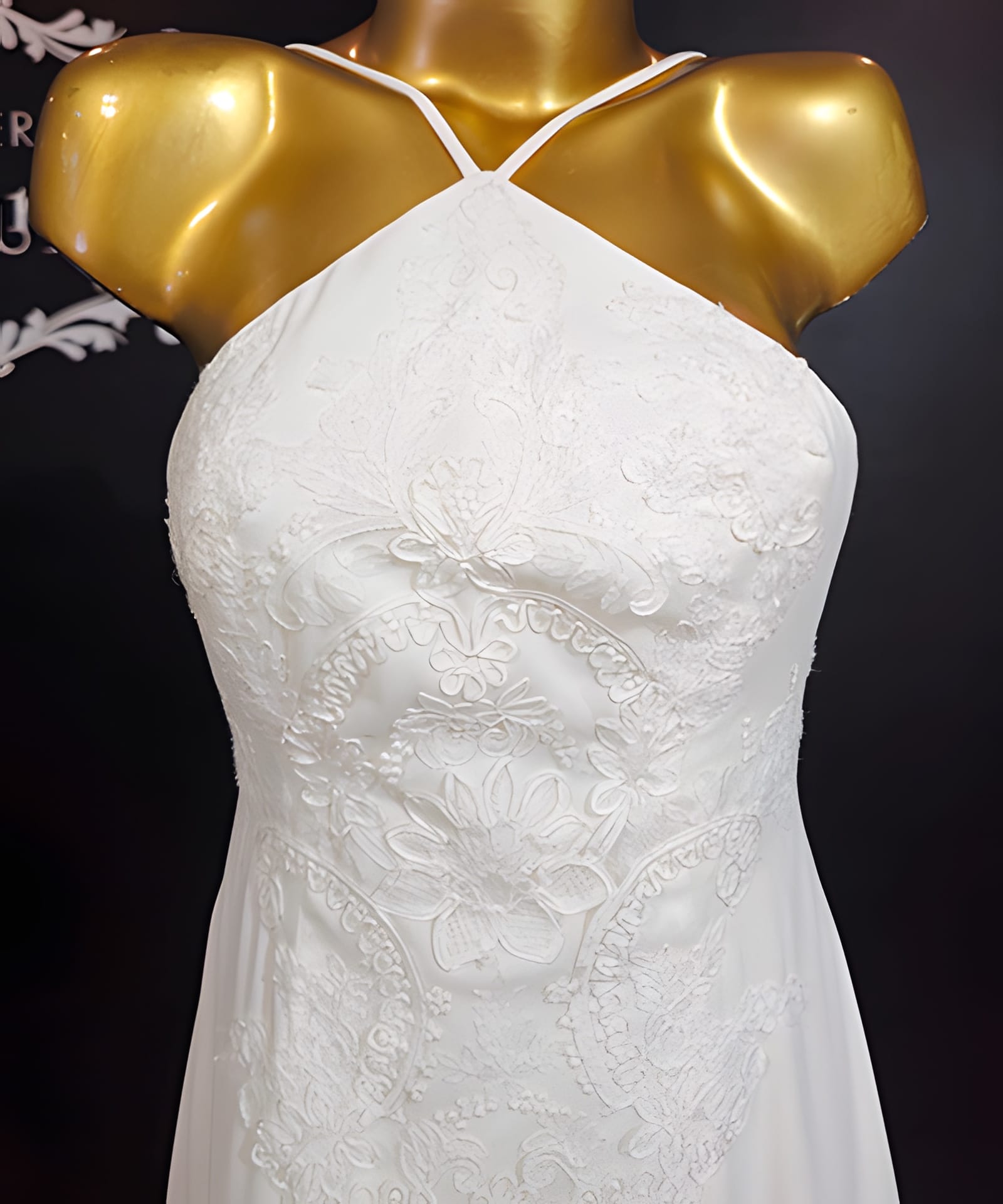 Vestido Usado Vera Wang - 2024 - foto 6 de 6