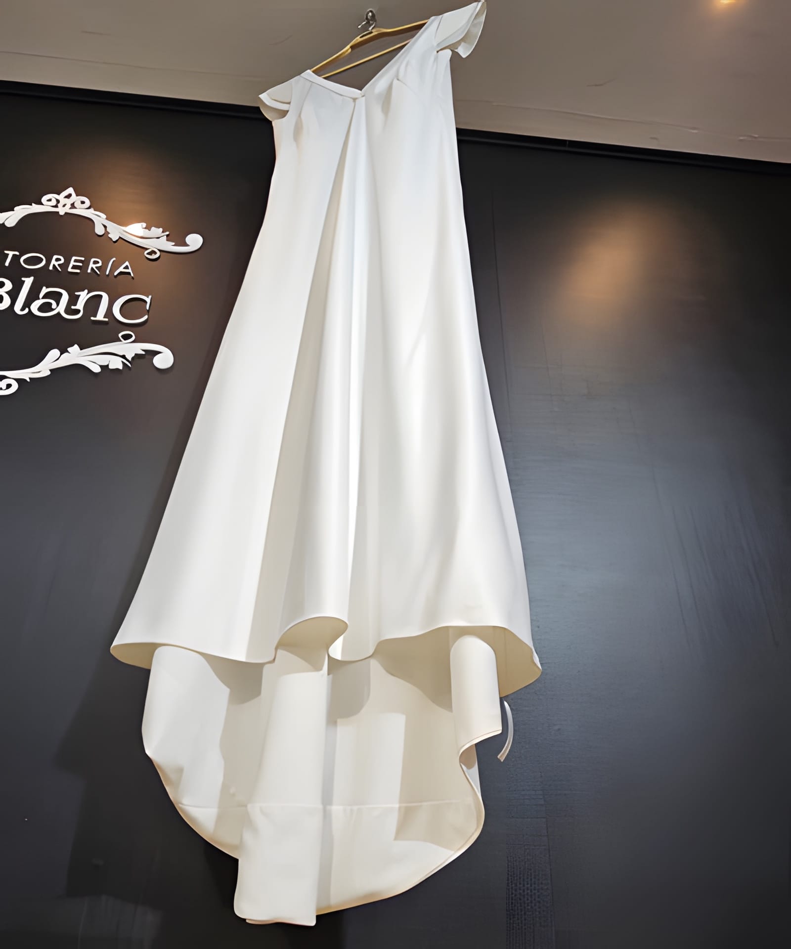 Vestido Usado Ae Novias - 2366 - foto 7 de 8