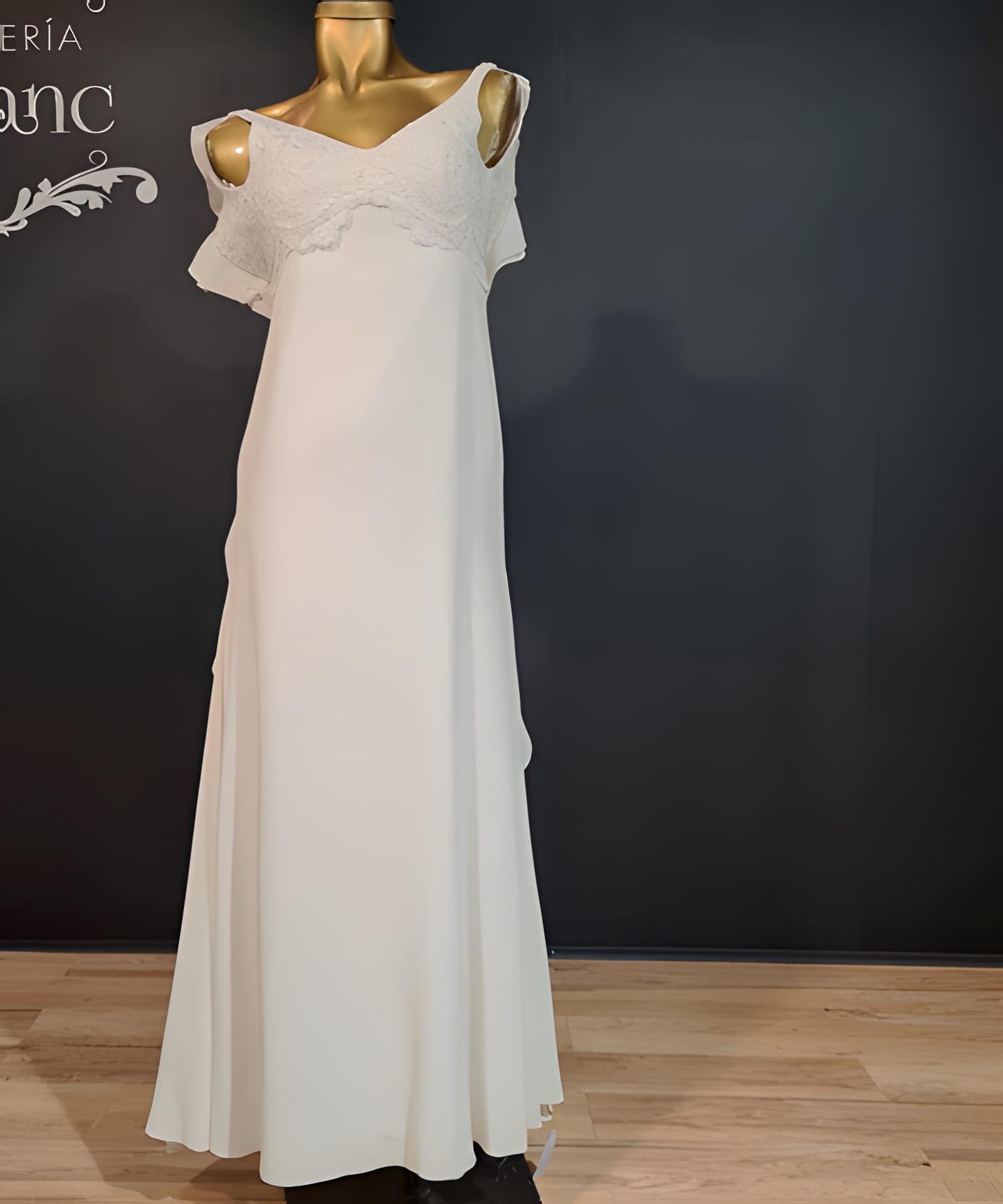 Vestido Usado Sofía Larraín - 2359 - foto 3 de 5