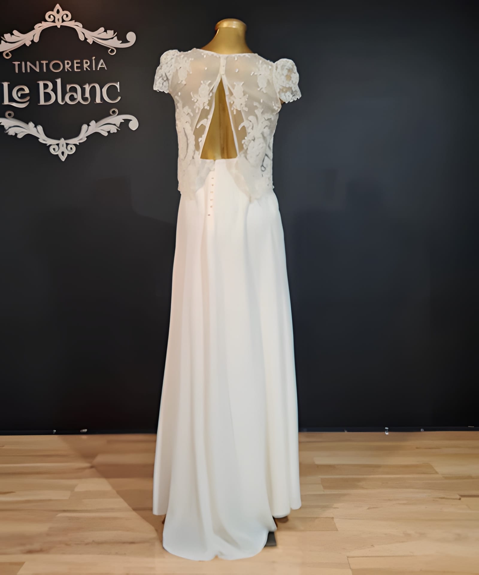 Vestido Usado Laure de Sagazan - 2394 - foto 5 de 5