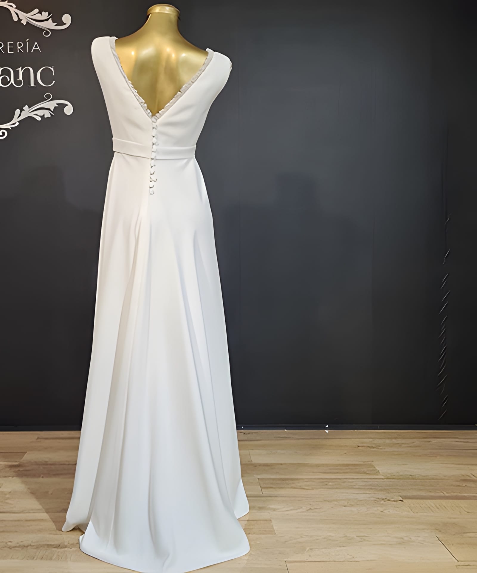 Vestido Usado Blanca Bonita - 2153 - foto 4 de 5